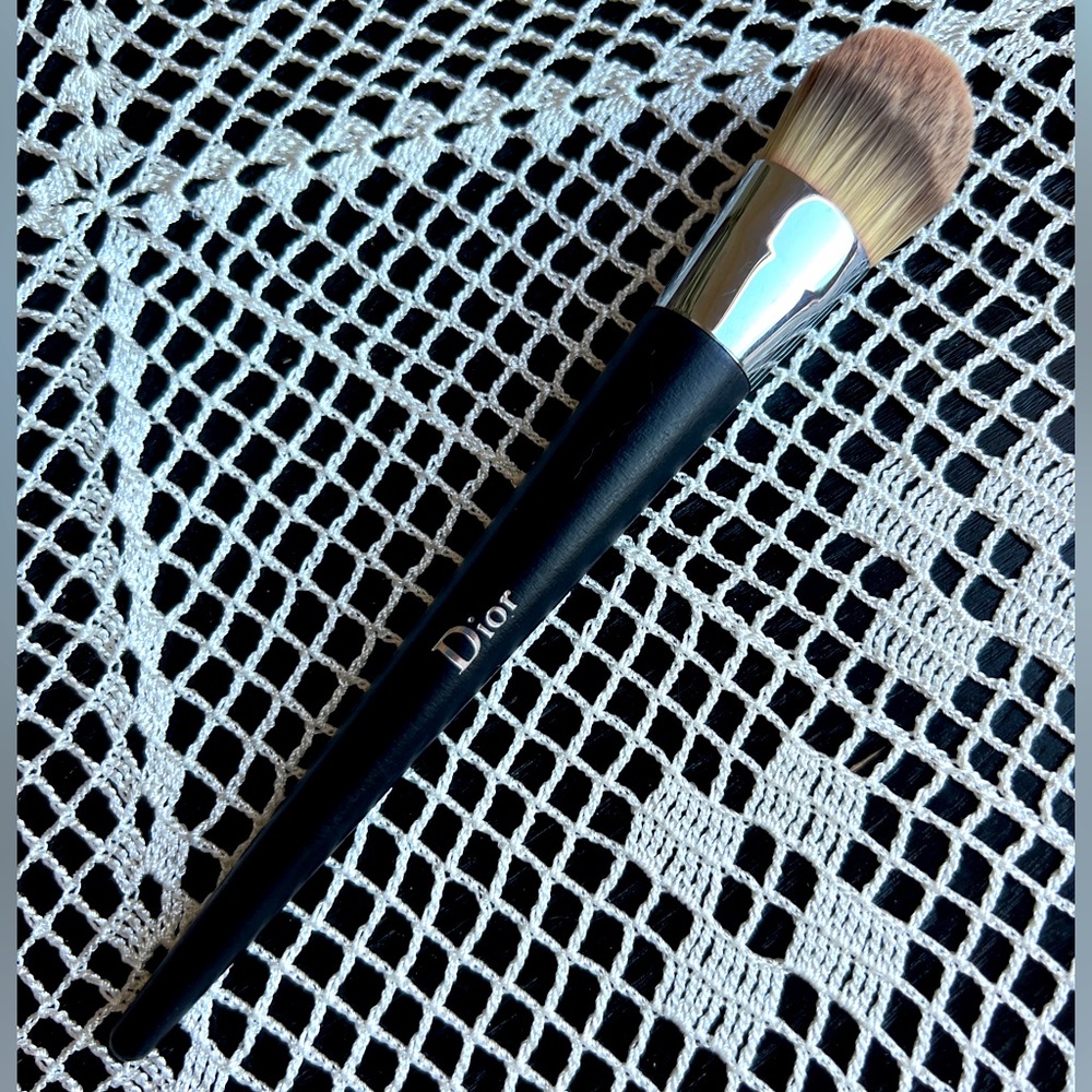 Dior foundation brush